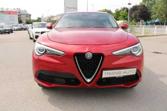 Alfa Romeo Romeo Alfa Romeo Stelvio 2.2 Mjt Q4 SUPER AUTOMAT Image 2